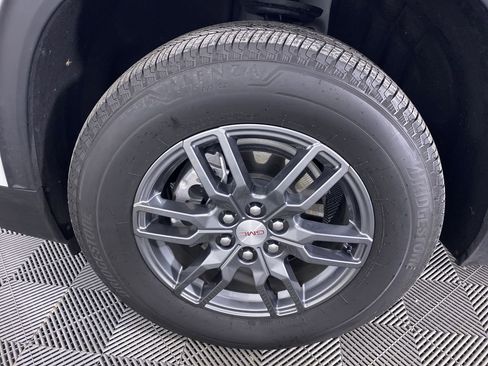 Certified 2025 GMC Acadia Elevation image 16