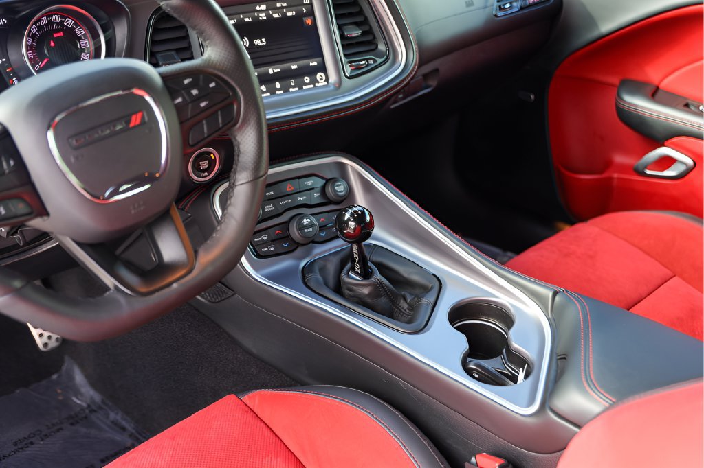 Used 2022 Dodge Challenger R/T Scat Pack RWD image 13
