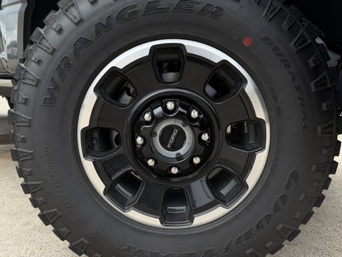 New 2026 Ford F250 Lariat w/ Tremor Off-Road Package AWD/4WD image 10
