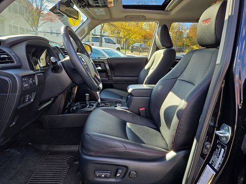 Used 2023 Toyota 4Runner TRD Off-Road Premium image 14