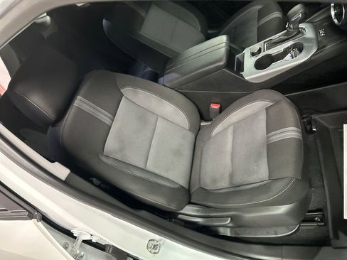 Used 2023 Chevrolet Blazer LT w/ Convenience Package image 25