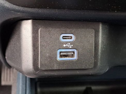 Certified 2024 Ford Maverick XL image 23