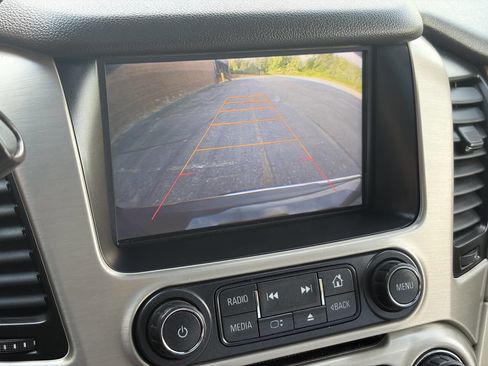 Used 2015 GMC Yukon Denali w/ Touring Package AWD/4WD image 32