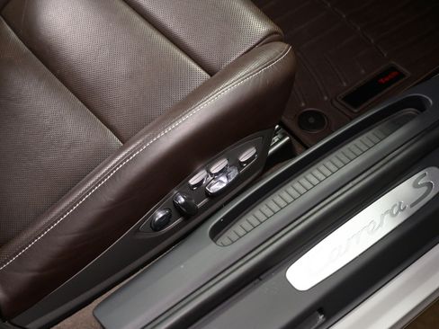 Used 2013 Porsche 911 Carrera S image 40