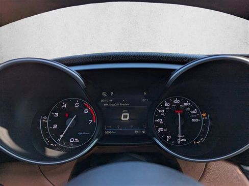 Used 2019 Alfa Romeo Giulia Ti w/ Nero Edizione image 15