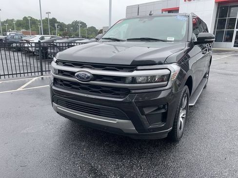 Used 2022 Ford Expedition Max XLT RWD image 4