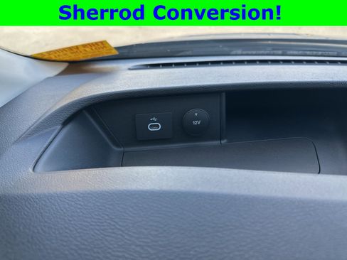 Used 2022 Ford Transit 250 Medium Roof w/ Upfitter Package image 27