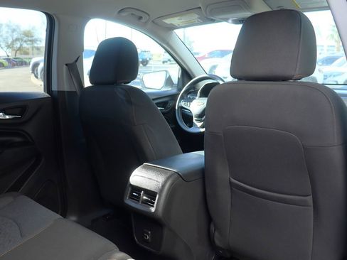 Used 2022 Chevrolet Equinox LT image 28