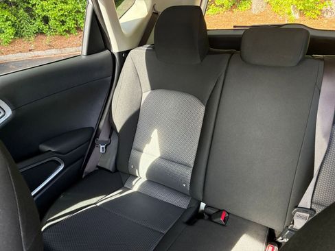 Used 2025 Kia Soul LX w/ LX Technology Package FWD image 46