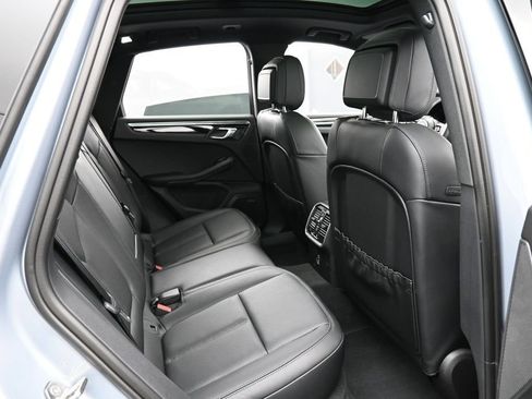 Certified 2026 Porsche Macan AWD/4WD image 27