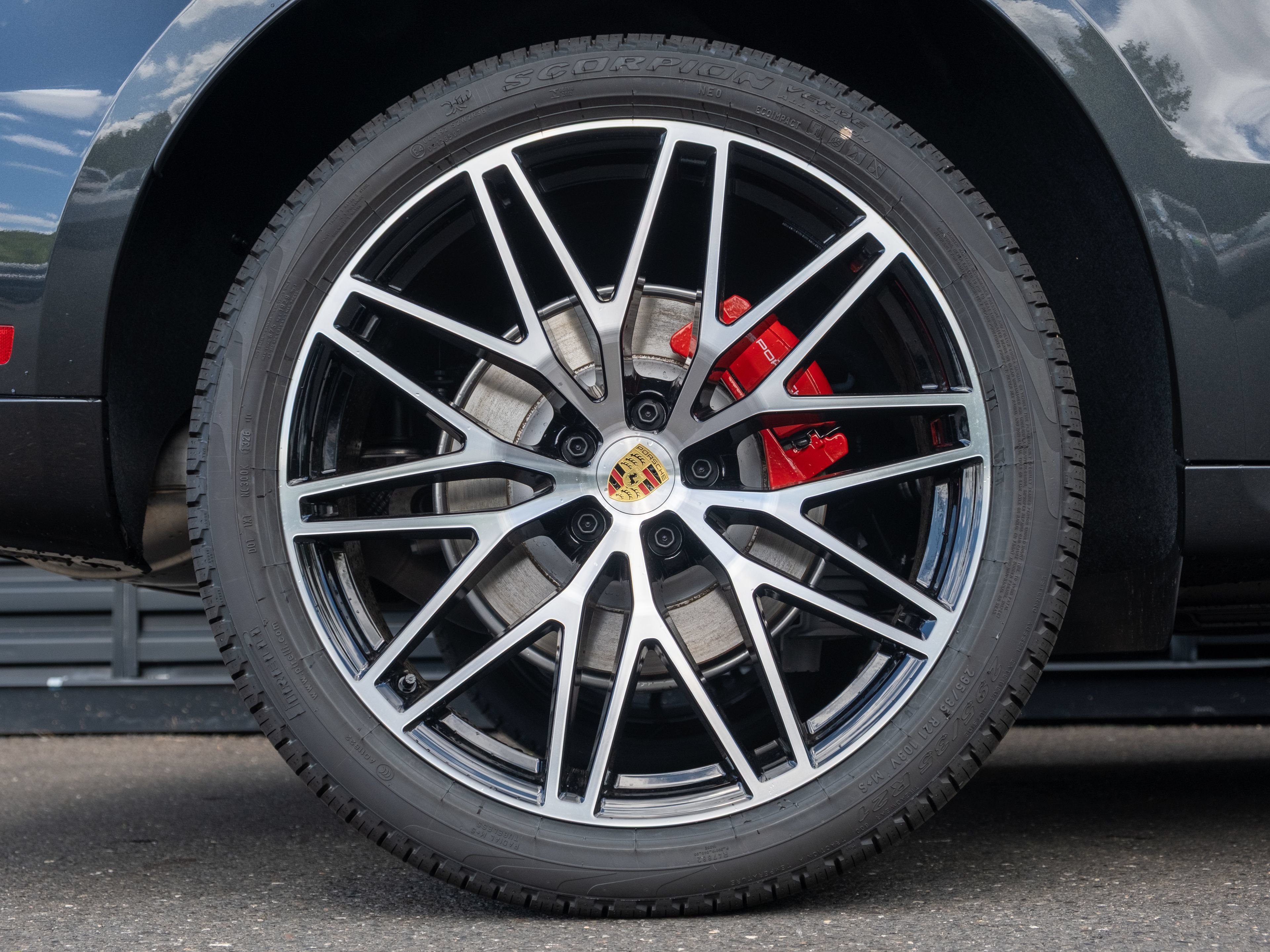 New 2026 Porsche Macan S AWD/4WD image 14