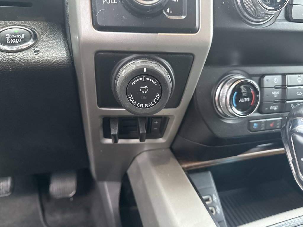 Used 2019 Ford F150 Lariat w/ Equipment Group 502A Luxury AWD/4WD image 31