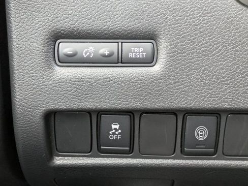 Used 2021 Nissan Murano SV AWD/4WD image 24