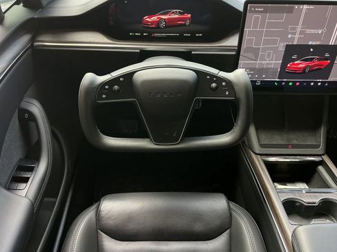 Used 2022 Tesla Model S AWD/4WD image 16