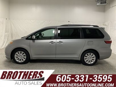 Used 2015 Toyota Sienna XLE