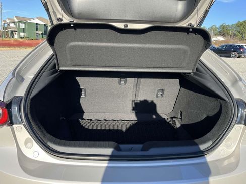 New 2024 MAZDA MAZDA3 Hatchback w/ Appearance Package image 9