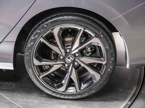 Used 2019 Honda Civic Sport image 9