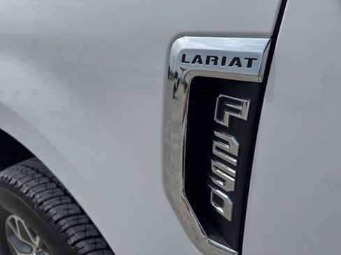 Used 2020 Ford F250 Lariat w/ Lariat Value Package image 10