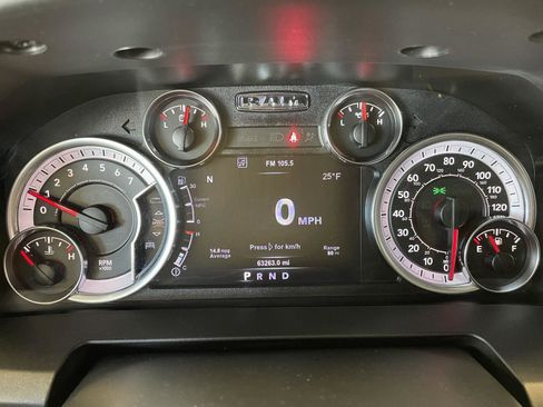 Used 2018 RAM 1500 Big Horn image 3