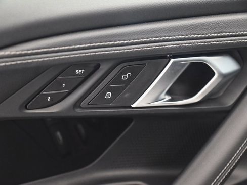 Used 2025 BMW M240i xDrive M240i image 9