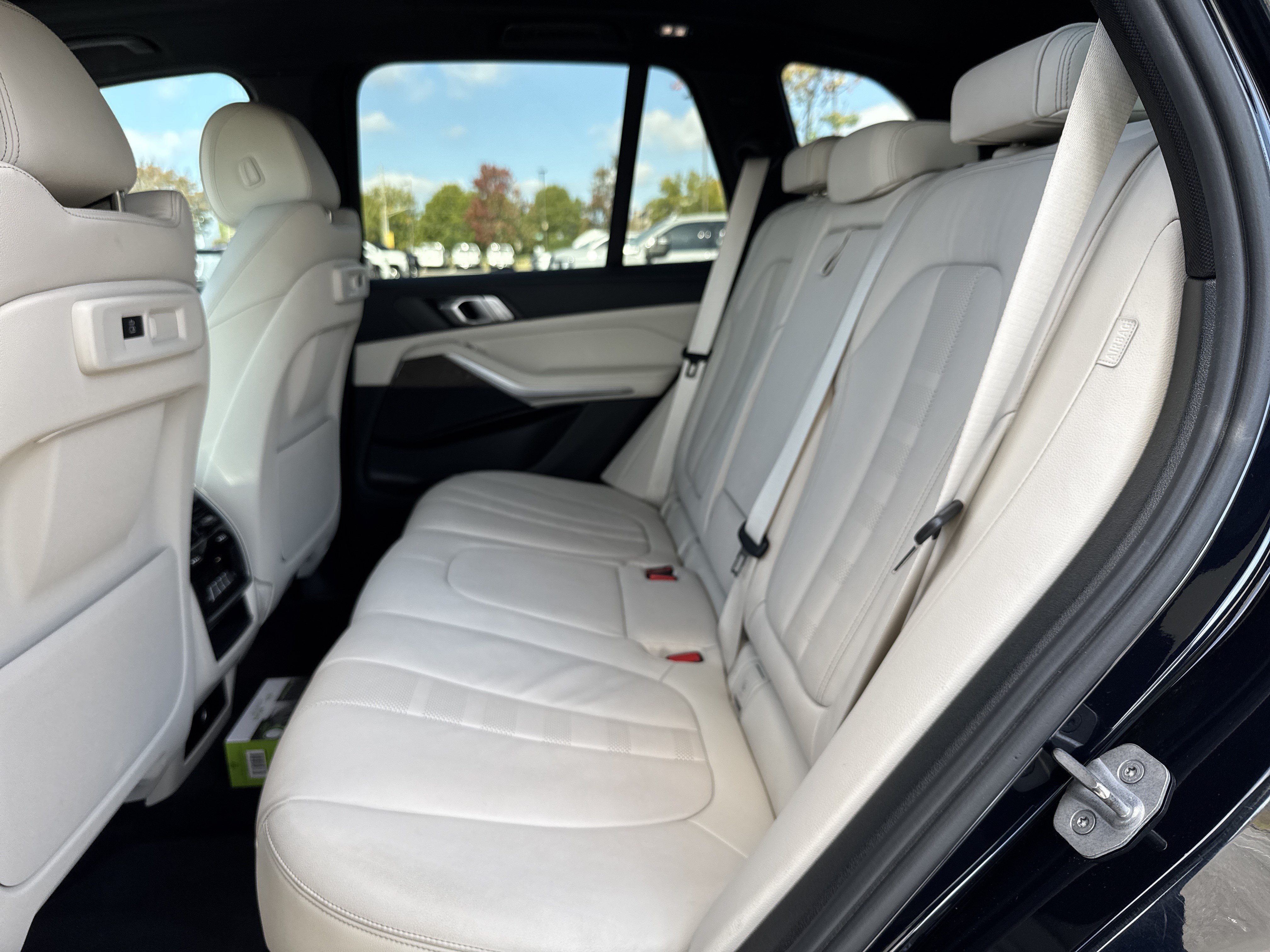 Used 2020 BMW X5 sDrive40i w/ M Sport Package RWD image 31