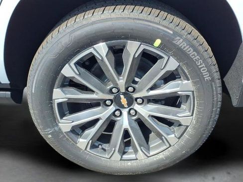 New 2026 Chevrolet Tahoe High Country AWD/4WD image 33
