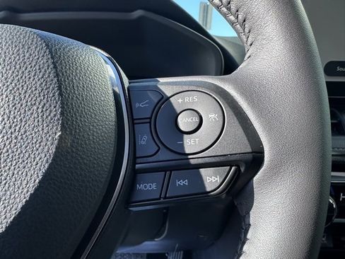 Used 2024 Toyota RAV4 XLE Premium image 25