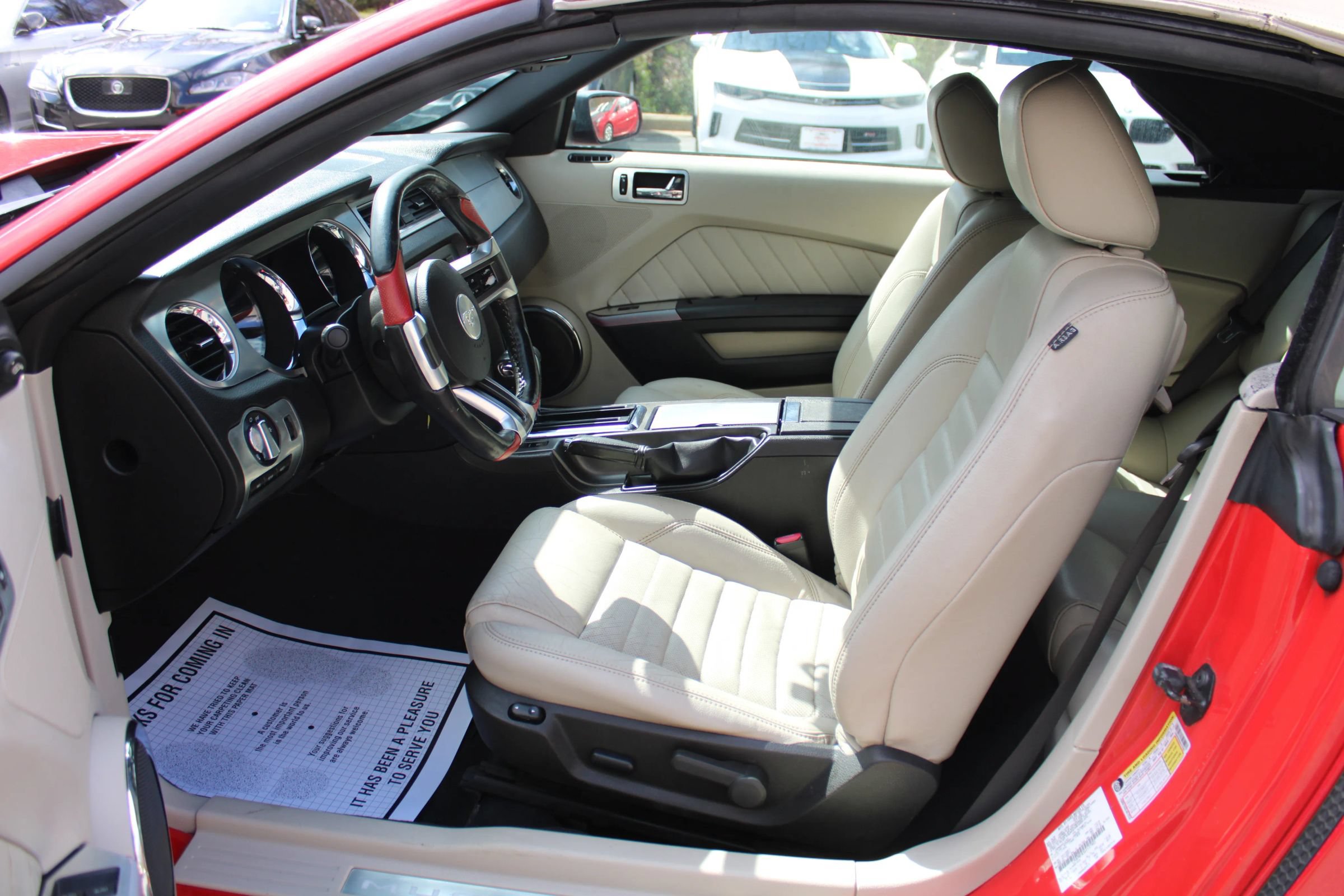 Used 2010 Ford Mustang Convertible RWD image 18