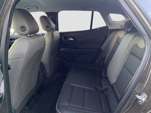 Used 2024 Chevrolet Trax ACTIV image 30