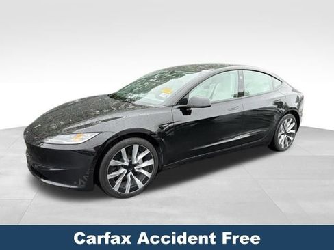 Used 2024 Tesla Model 3 Standard Range RWD image 2
