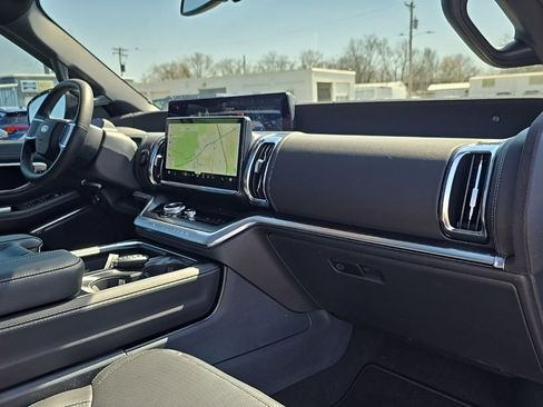 New 2026 Ford Expedition Max Platinum w/ Stealth Performance Package image 54