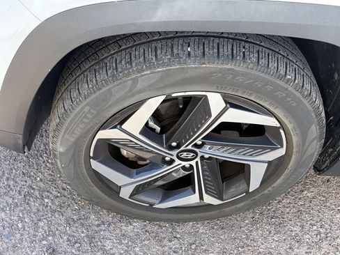 Used 2022 Hyundai Tucson Limited AWD/4WD image 5