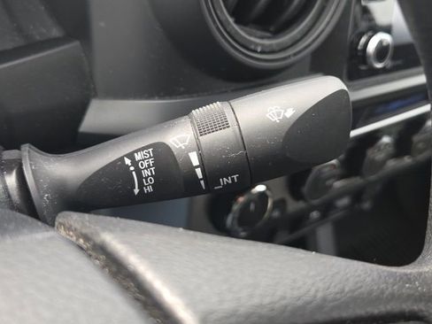 Used 2022 Toyota Tacoma SR image 35