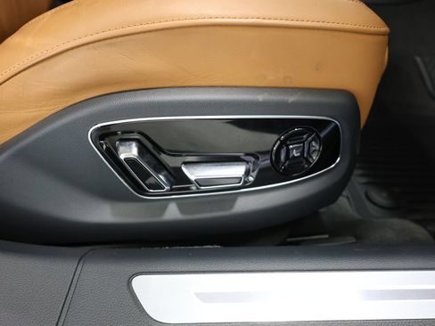 Used 2024 Audi A8 L 3.0T w/ Luxury Package AWD/4WD image 22