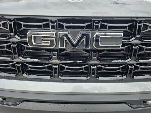 New 2026 GMC Canyon Elevation w/ Convenience Package RWD image 11