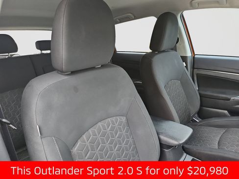 Used 2025 Mitsubishi Outlander Sport AWD image 18