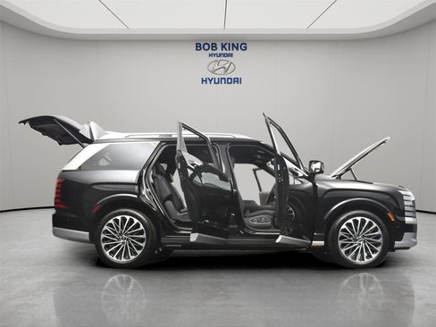 New 2026 Hyundai Palisade Calligraphy FWD image 22