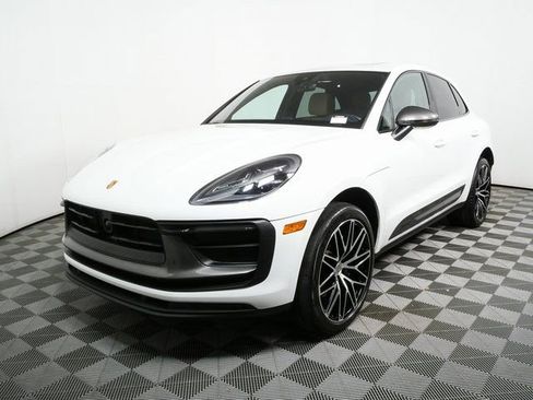 Certified 2023 Porsche Macan Turbo AWD/4WD image 1