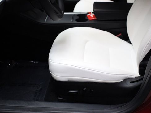 Used 2022 Tesla Model 3 image 27