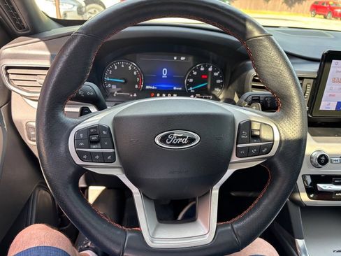 Used 2023 Ford Explorer Timberline w/ Timberline Technology Package AWD/4WD image 13