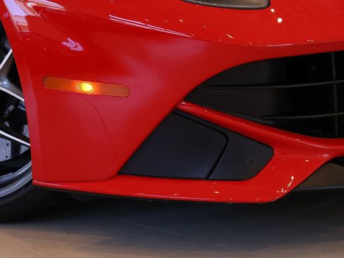Certified 2014 Ferrari F12 Berlinetta RWD image 11