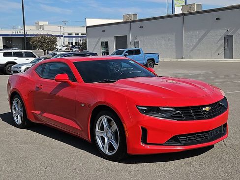 Used 2022 Chevrolet Camaro LT image 6