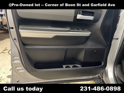 Used 2014 Toyota Tundra Limited w/ Limited Premium Package AWD/4WD image 15