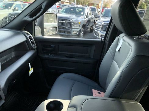 New 2026 RAM 2500 Tradesman w/ Chrome Appearance Group image 30