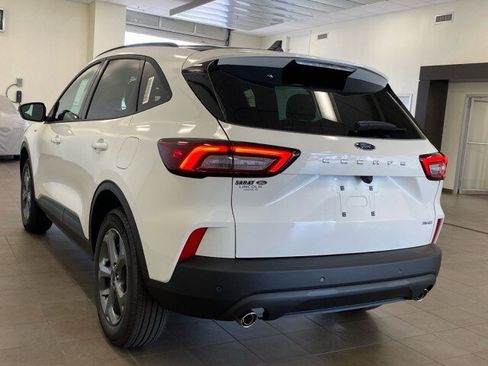 New 2025 Ford Escape ST-Line w/ Tech Pack #1 image 31