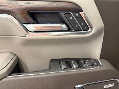 New 2026 GMC Sierra 1500 SLT w/ SLT Premium Plus Package image 14