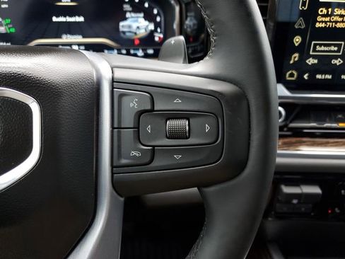 Used 2025 GMC Sierra 1500 Elevation w/ Preferred Package image 28