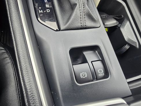 Used 2024 Toyota Grand Highlander Platinum image 27