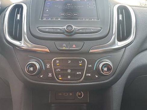 Used 2024 Chevrolet Equinox LT image 20