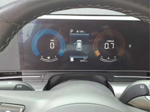 Used 2025 Hyundai Kona SEL AWD/4WD image 17